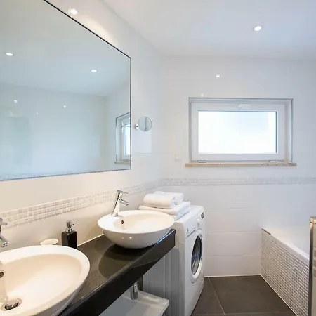 Apartman Moderna Lapad *