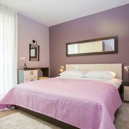 Moderna Lapad * ドゥブロブニク