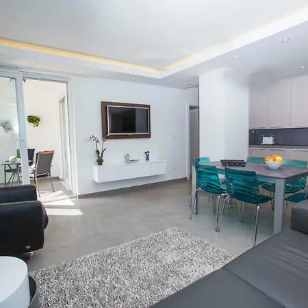 Moderna Lapad